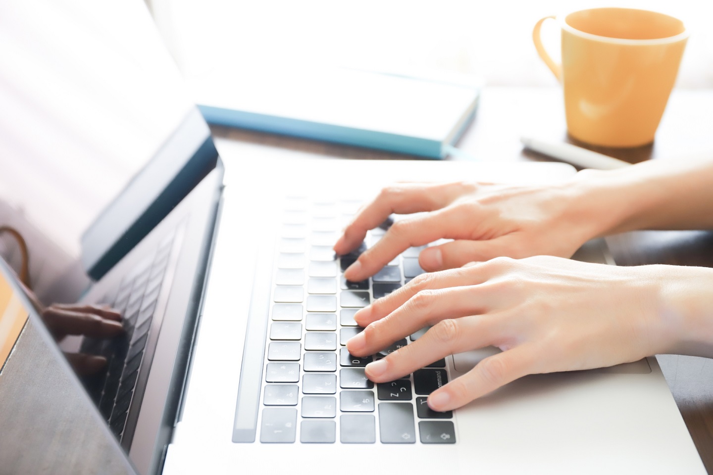 ノートパソコン