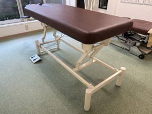 電動昇降ベッドhight